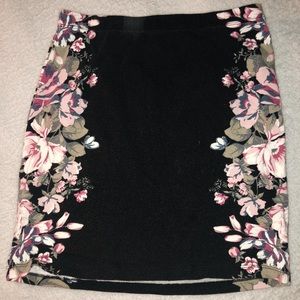 A Floral Pencil Skirt